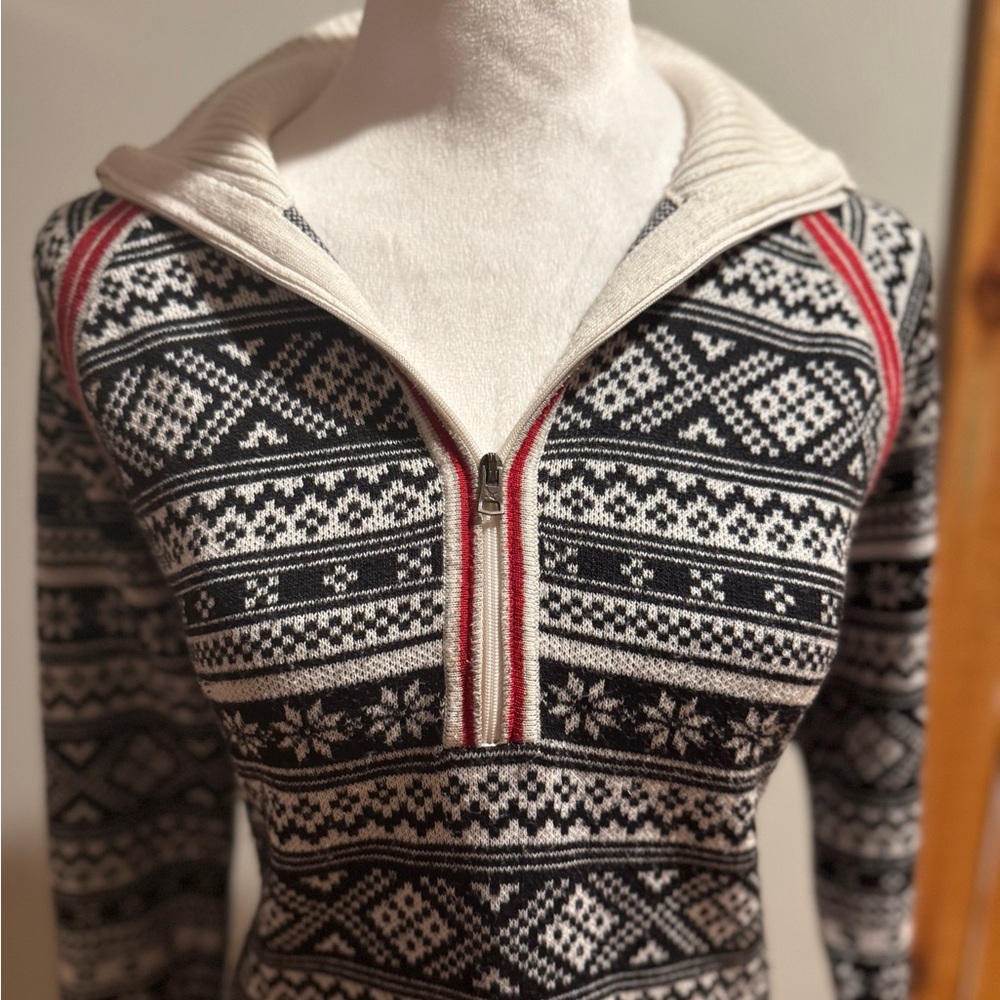 Eddie Bauer Women's Nordic Black and White Half-Zip Sweater, S